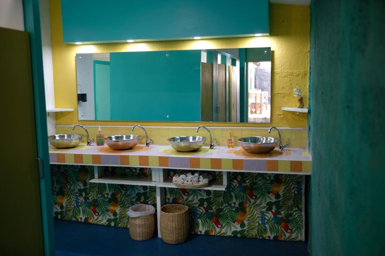 Ragamuffin Hostel Kingston Bagian luar foto