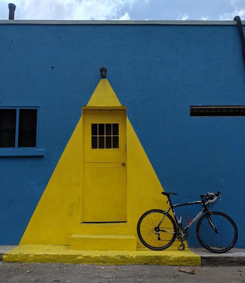 Ragamuffin Hostel Kingston Bagian luar foto