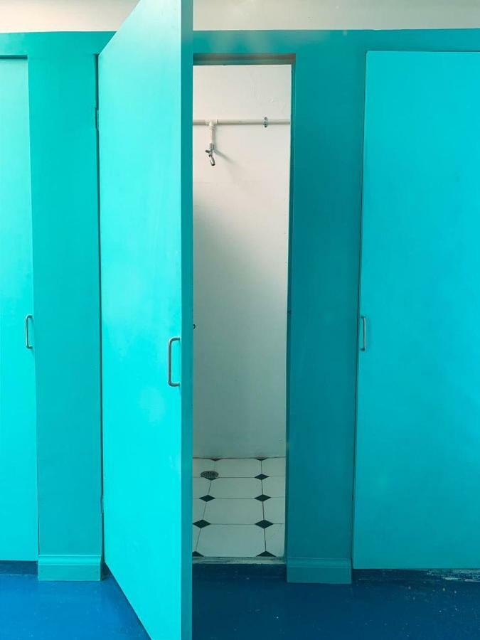 Ragamuffin Hostel Kingston Bagian luar foto