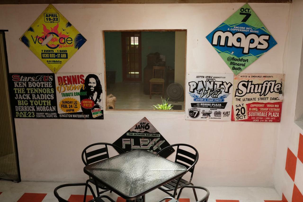 Ragamuffin Hostel Kingston Bagian luar foto