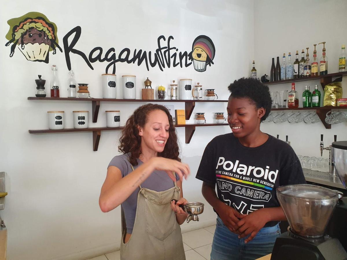 Ragamuffin Hostel Kingston Bagian luar foto